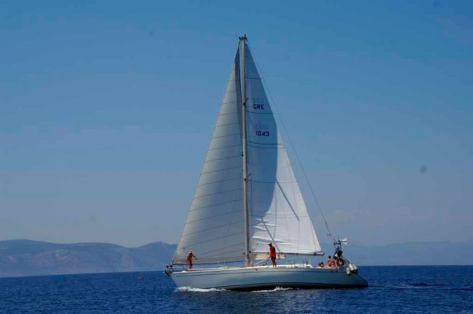 Dromor Triton 48 | Sagini