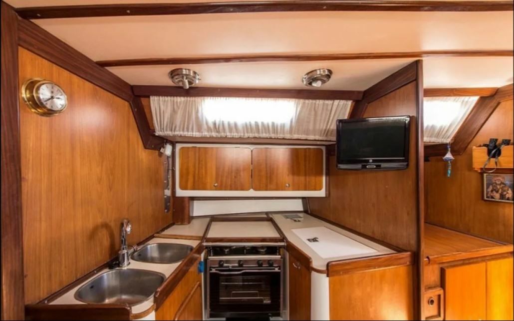 Dromor Triton 48 | Sagini