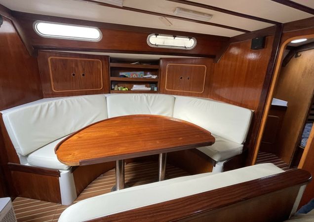 Dromor Triton 48 | Sagini