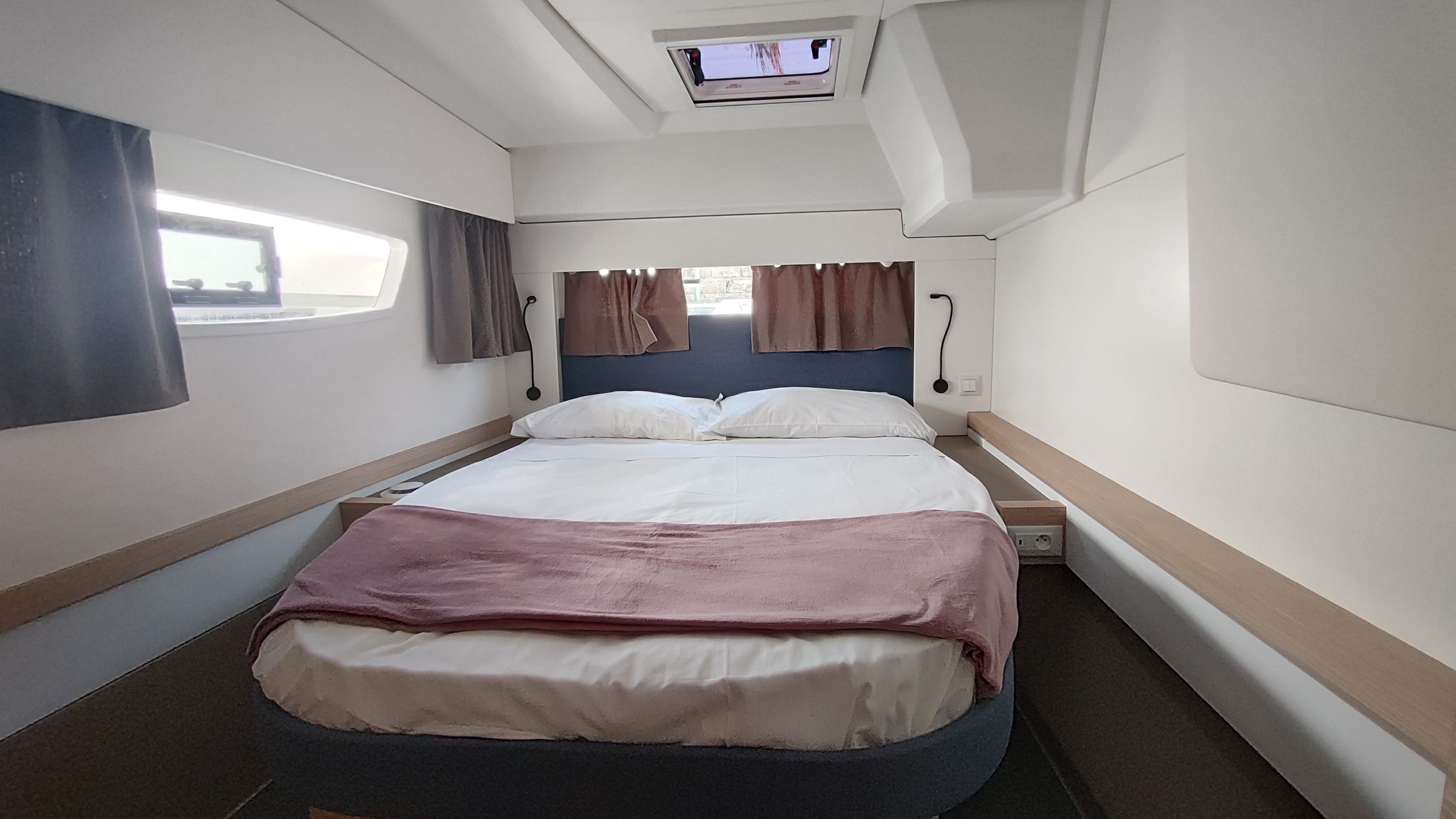 Fountaine Pajot Astrea 42 | Harley Quinn