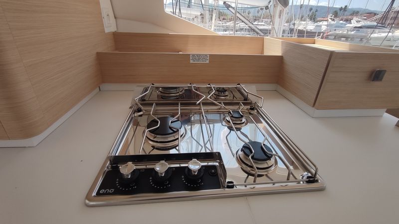Fountaine Pajot Astrea 42 | Harley Quinn