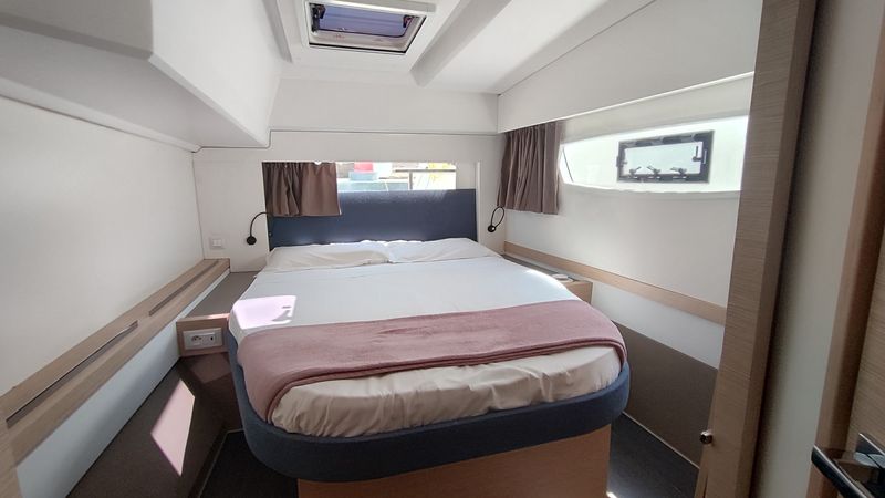 Fountaine Pajot Astrea 42 | Harley Quinn