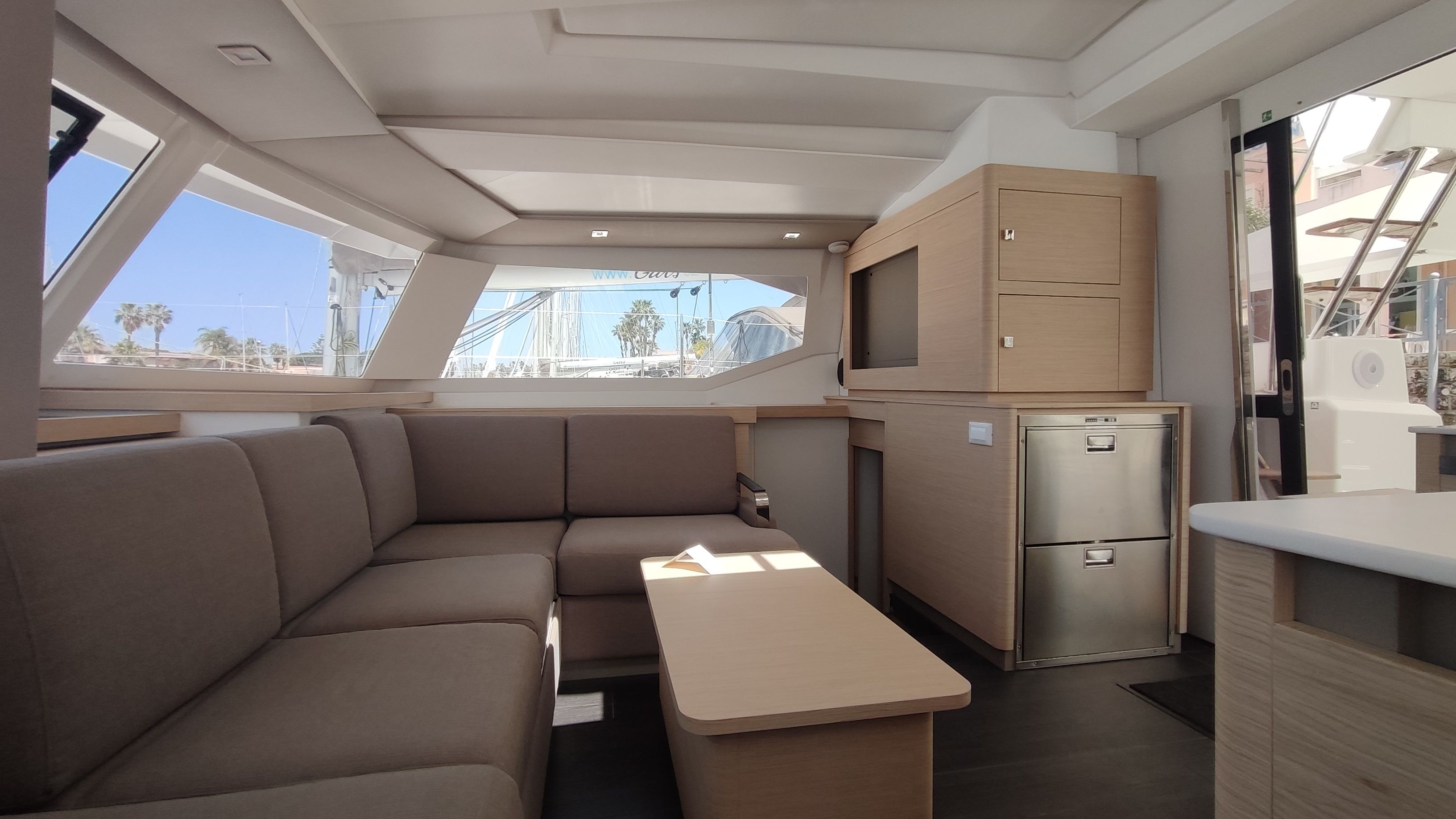 Fountaine Pajot Astrea 42 | Harley Quinn