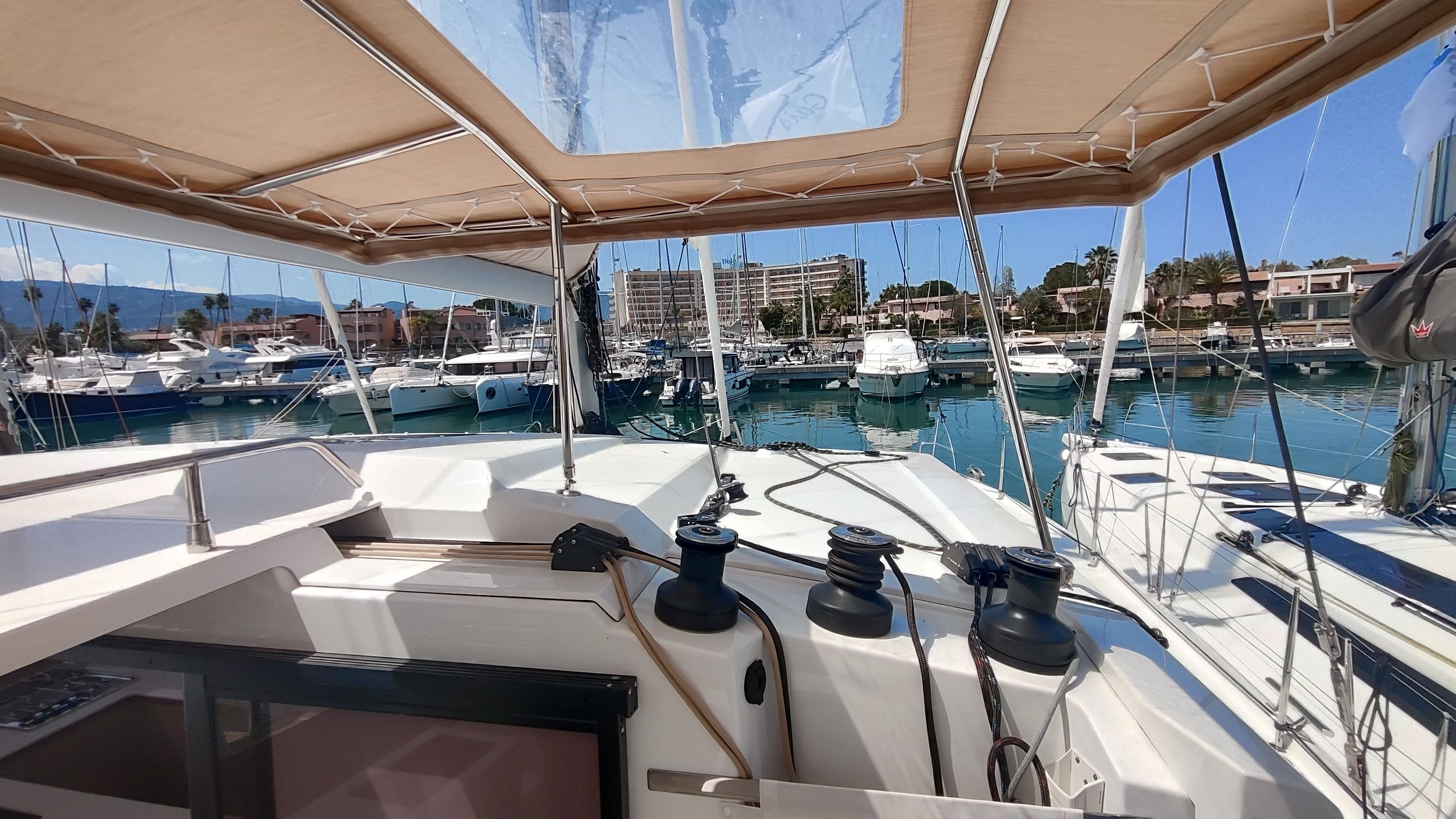 Fountaine Pajot Astrea 42 | Harley Quinn