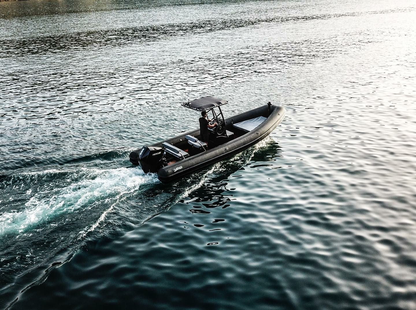 Sea Water Phantom 230 | Jaws