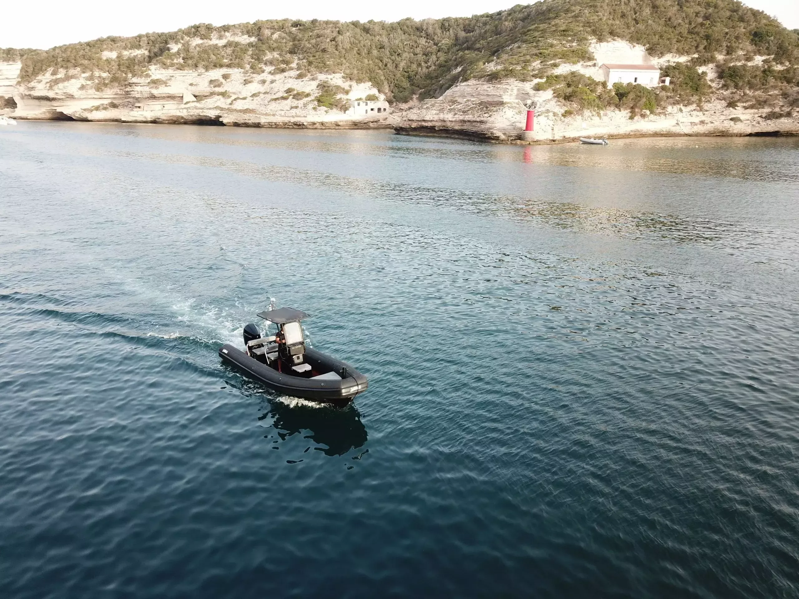 Sea Water Phantom 230 | Jaws