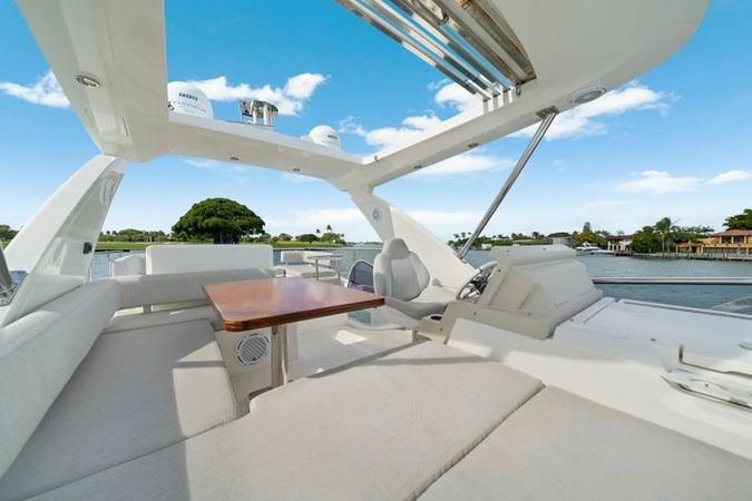 Azimut 50 Fly | Kilauea