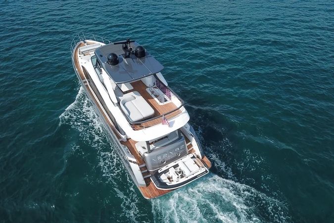 Azimut 68 | Spy Sea
