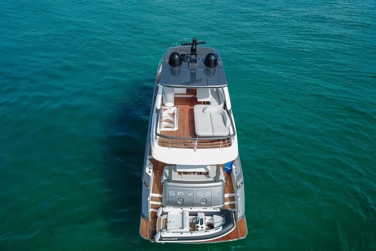 Azimut 68 | Spy Sea