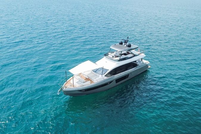 Azimut 68 | Spy Sea