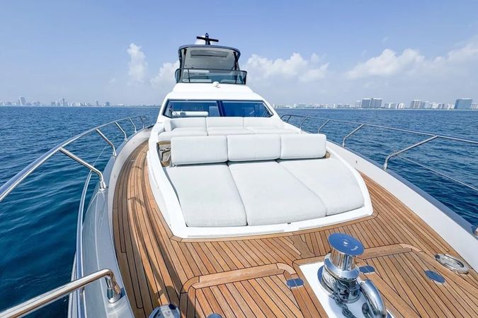 Azimut 68 | Spy Sea