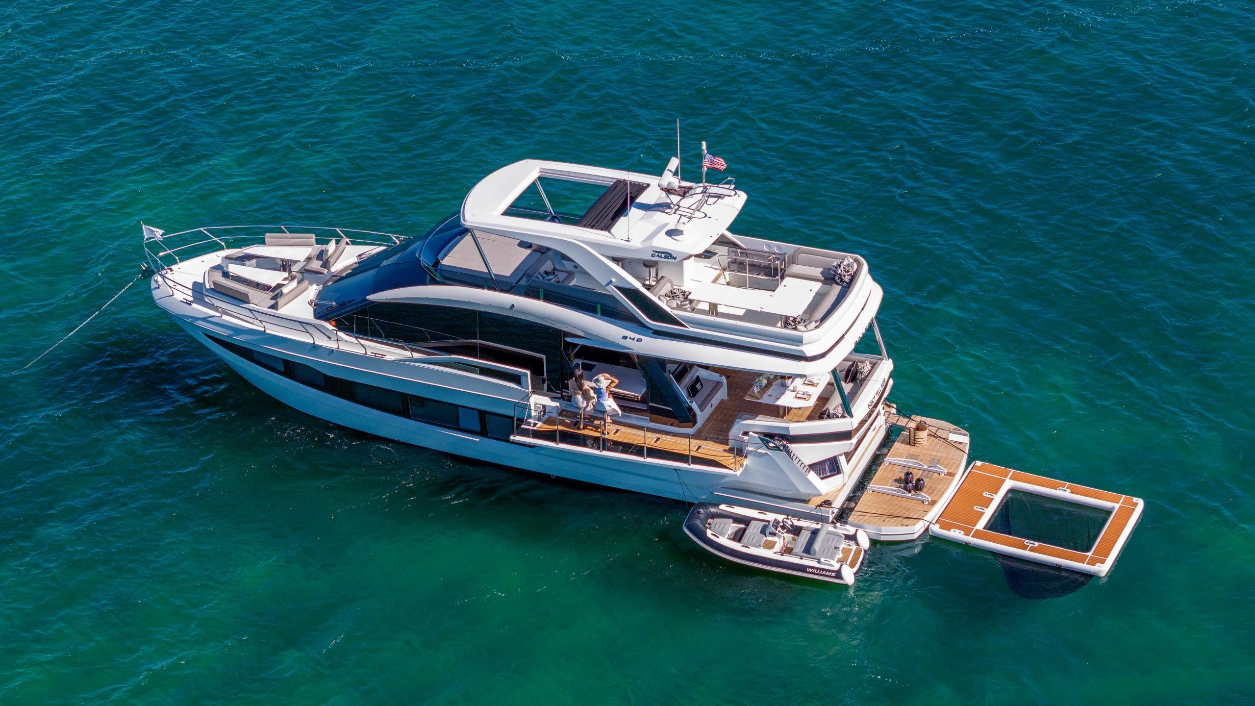 Galeon 640 Fly | Don't Tell Mom