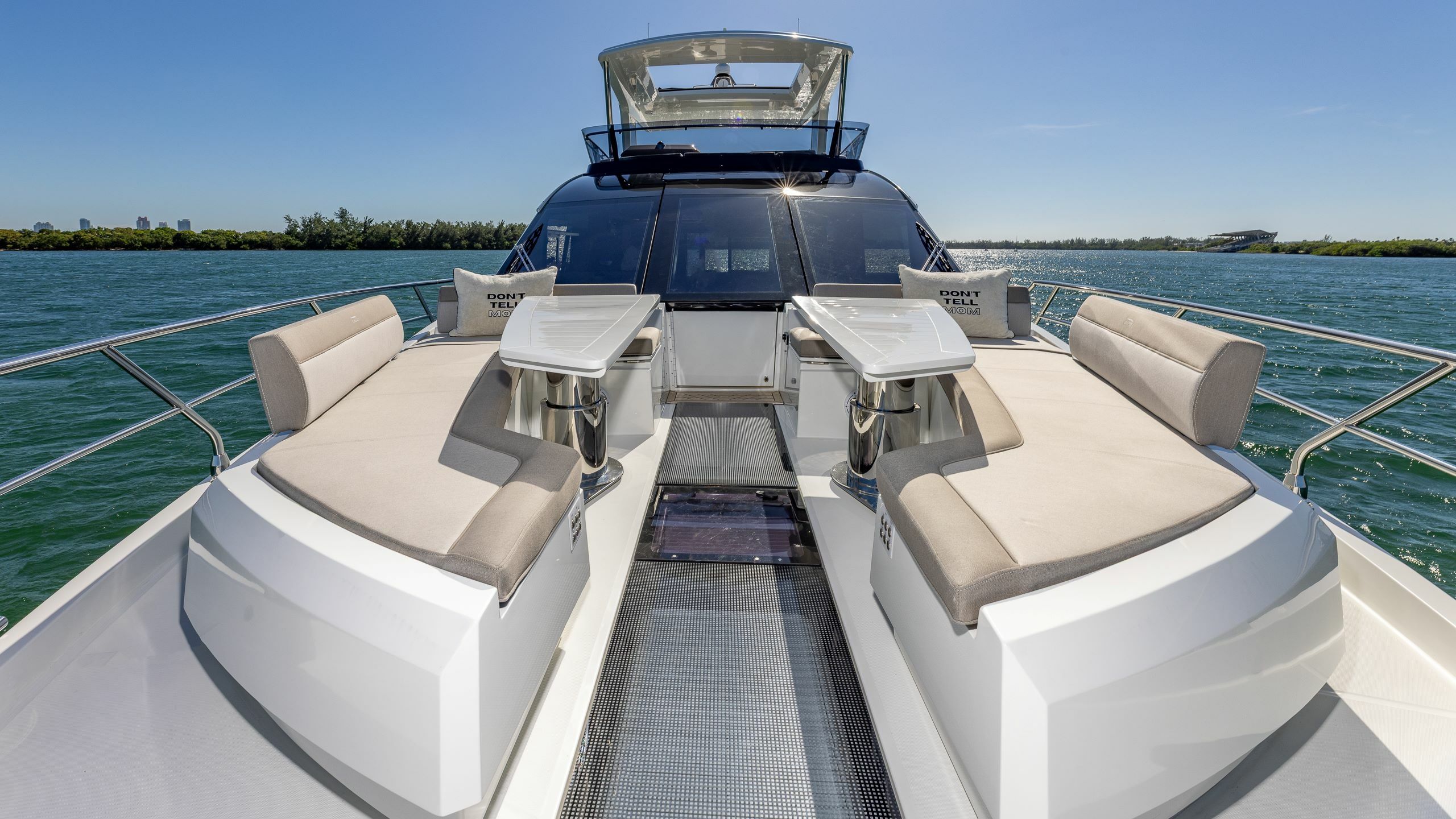 Galeon 640 Fly | Don't Tell Mom