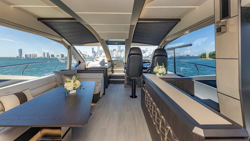 Galeon 640 Fly | Don't Tell Mom