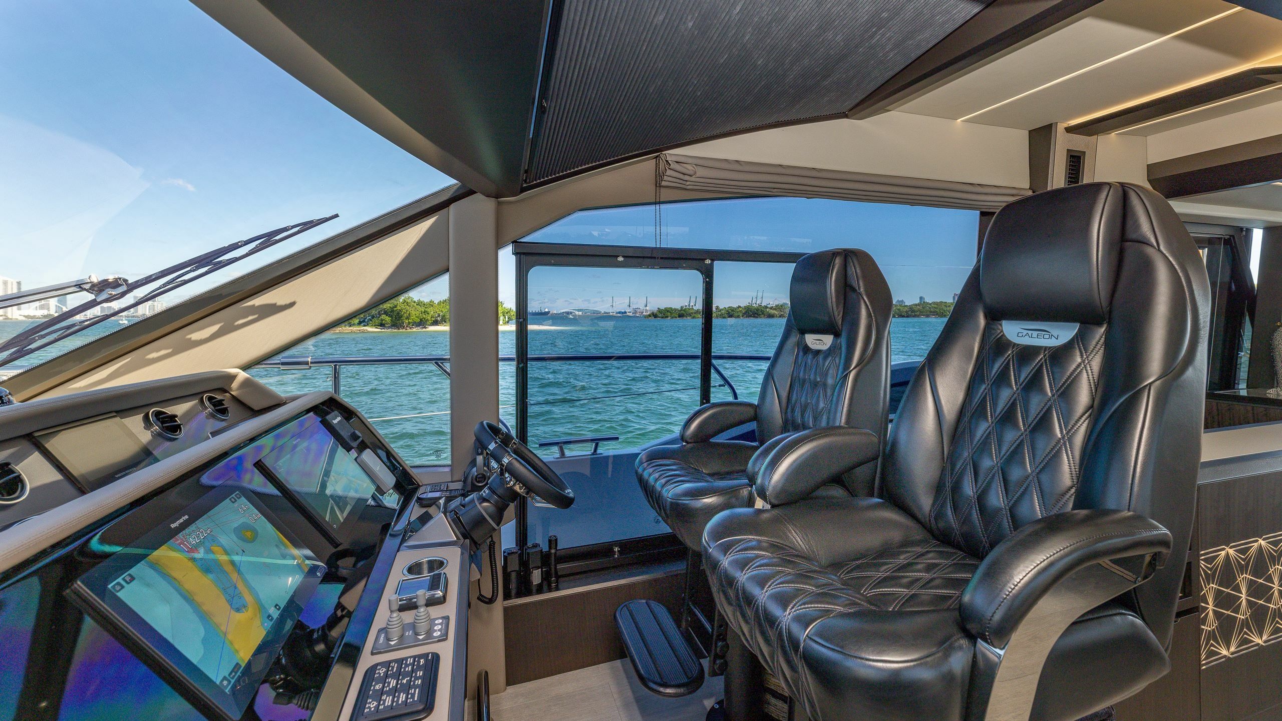 Galeon 640 Fly | Don't Tell Mom