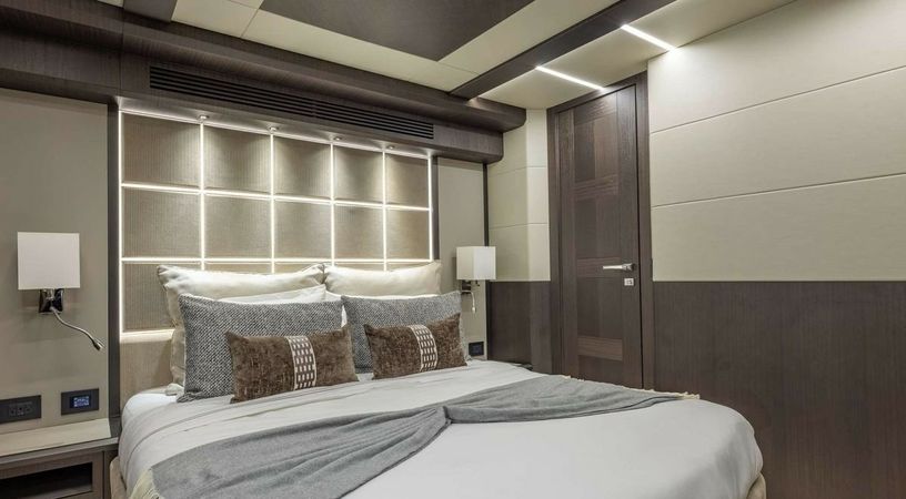 Galeon 640 Fly | Don't Tell Mom