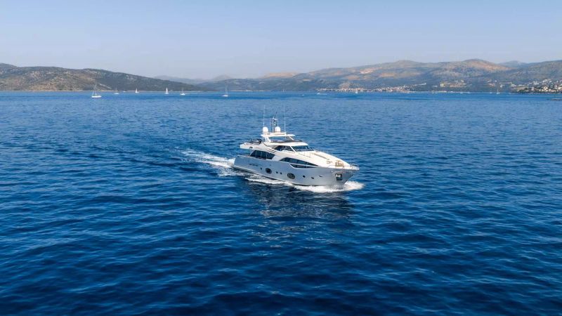 Ferretti Custom Line 100 | Morning Star