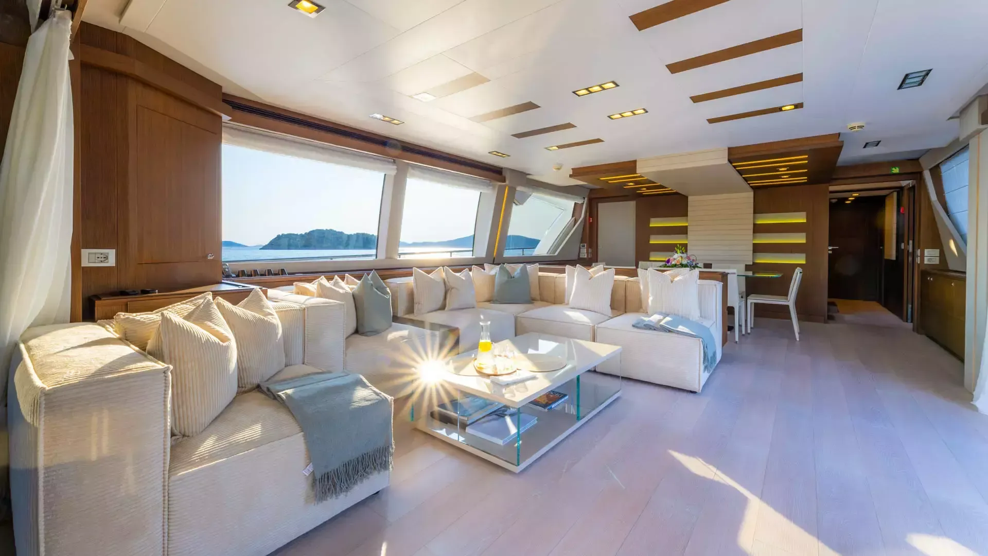 Ferretti Custom Line 100 | Morning Star
