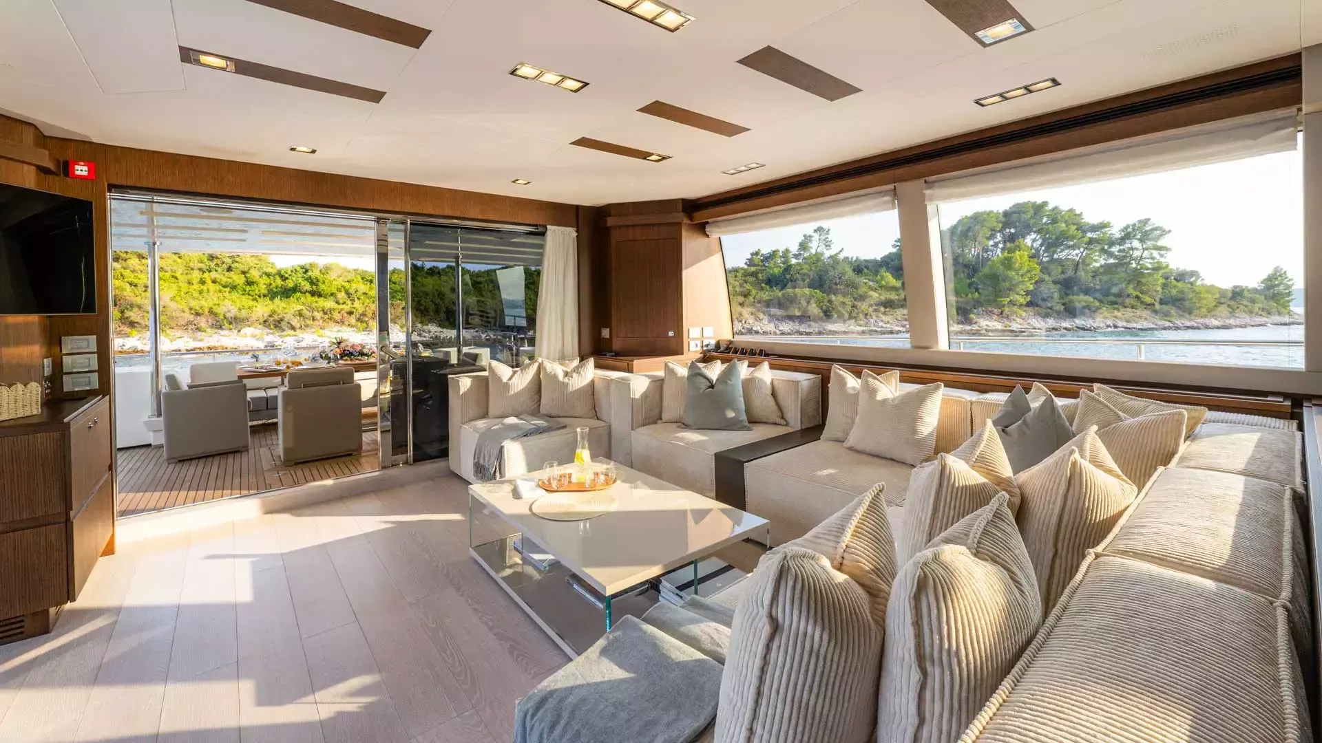 Ferretti Custom Line 100 | Morning Star