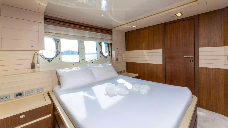 Ferretti Custom Line 100 | Morning Star
