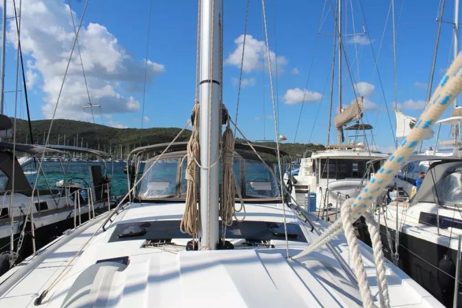 Dufour 470 | Chuck