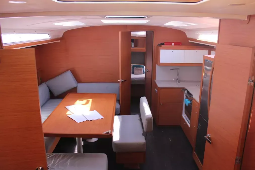 Dufour 470 | Chuck