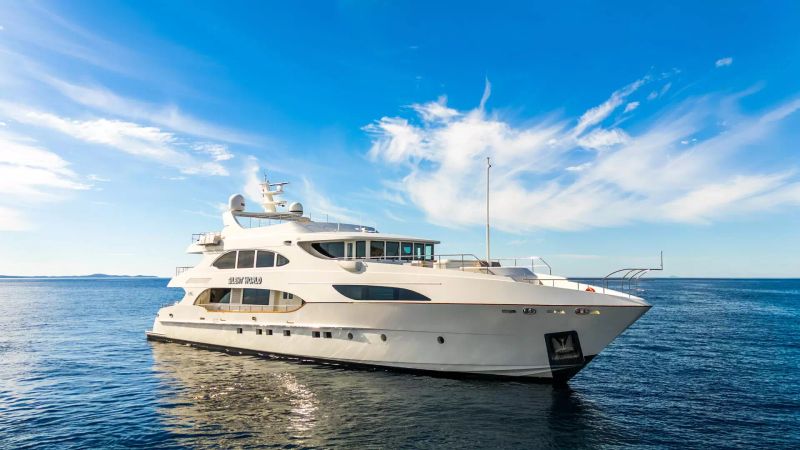 IAG Yachts Primadonna | Silent World