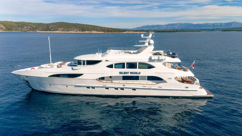 IAG Yachts Primadonna | Silent World