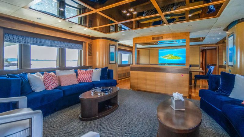 IAG Yachts Primadonna | Silent World