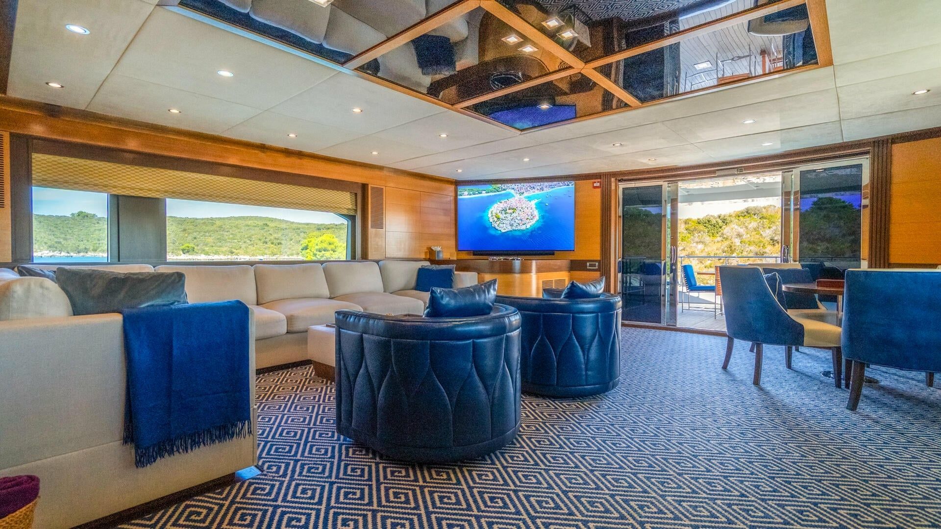 IAG Yachts Primadonna | Silent World