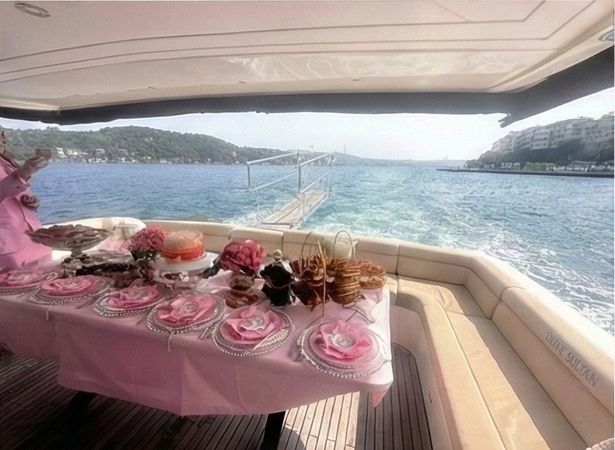 Custom Built 59 | Defne Sultan