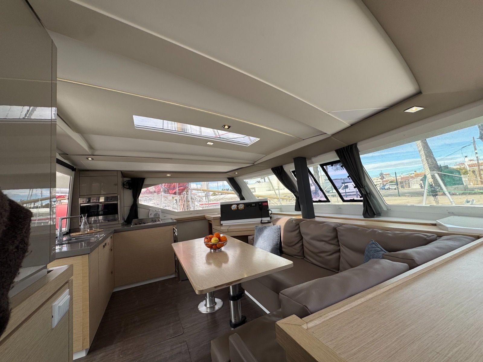 Fountaine Pajot Lucia 40 | Moorea