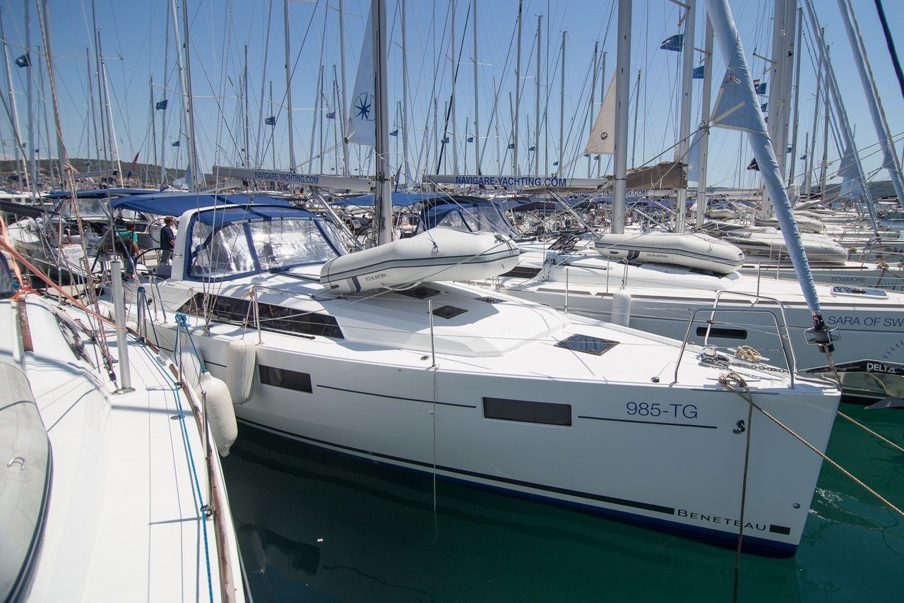 Beneteau Oceanis 41.1 | Beneatha