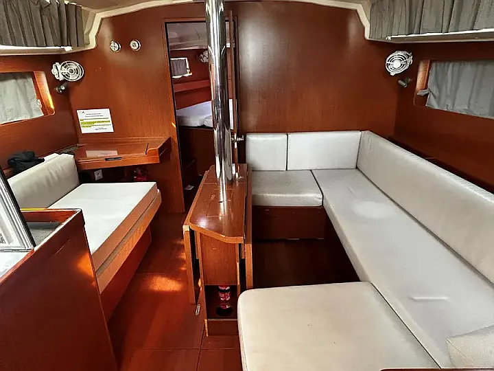 Beneteau Oceanis 41.1 | Dimitris