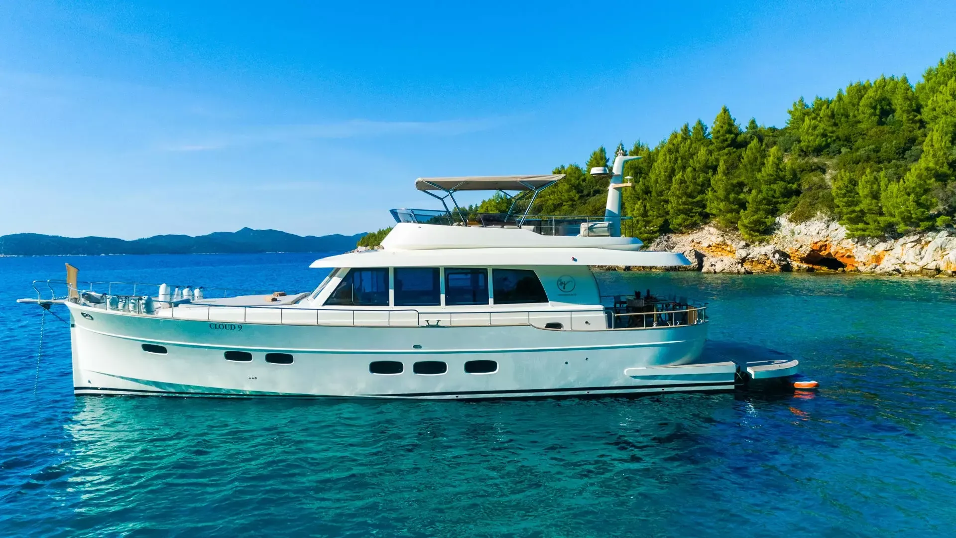 Sasga Yachts Menorquin 68 FB | Cloud 9