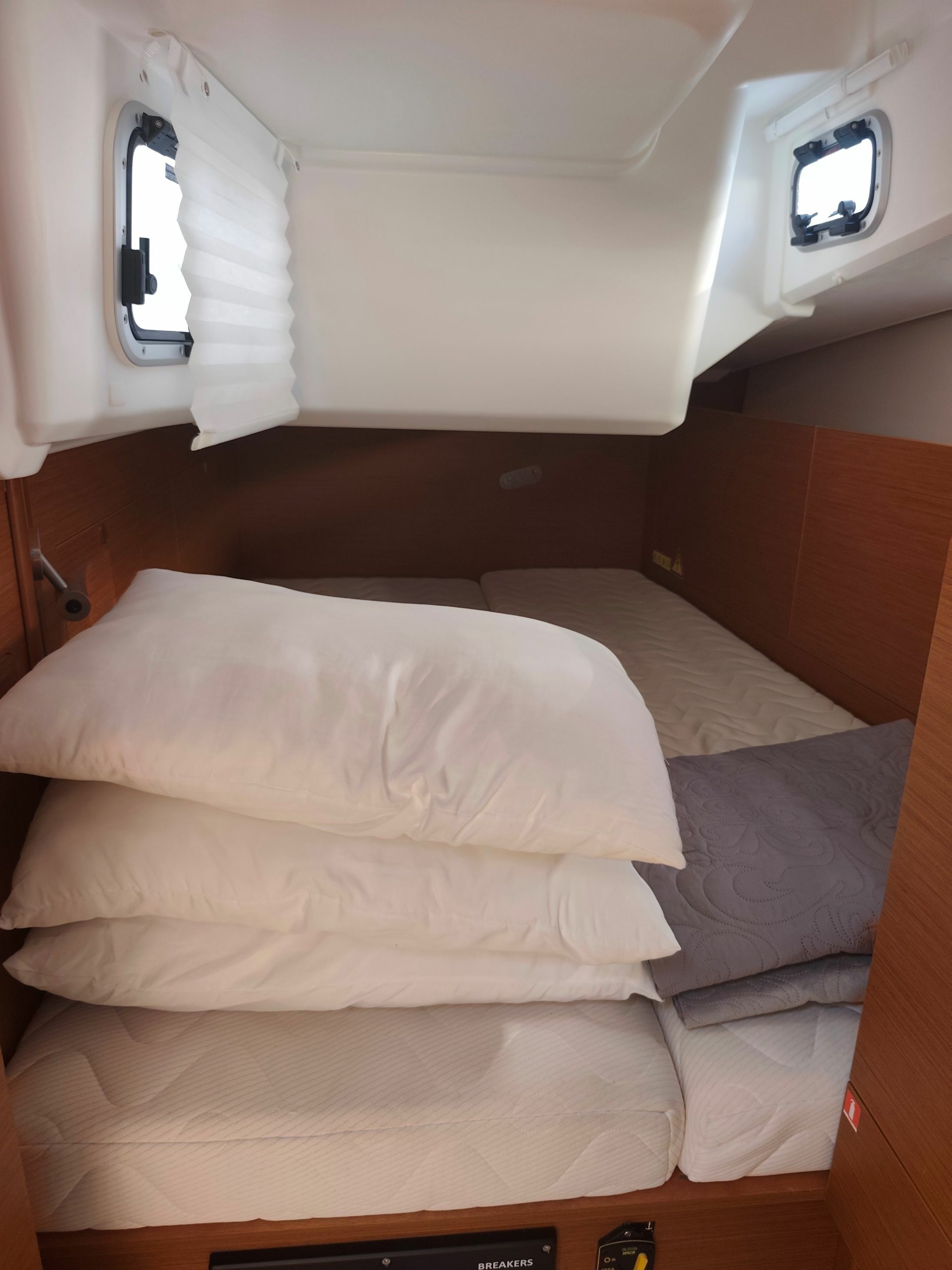 Jeanneau Sun Odyssey 415 | Starlet