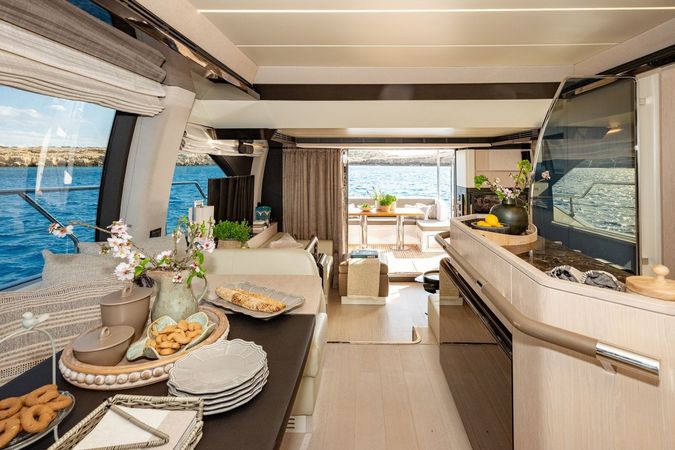 Azimut 66 | Sea Ya