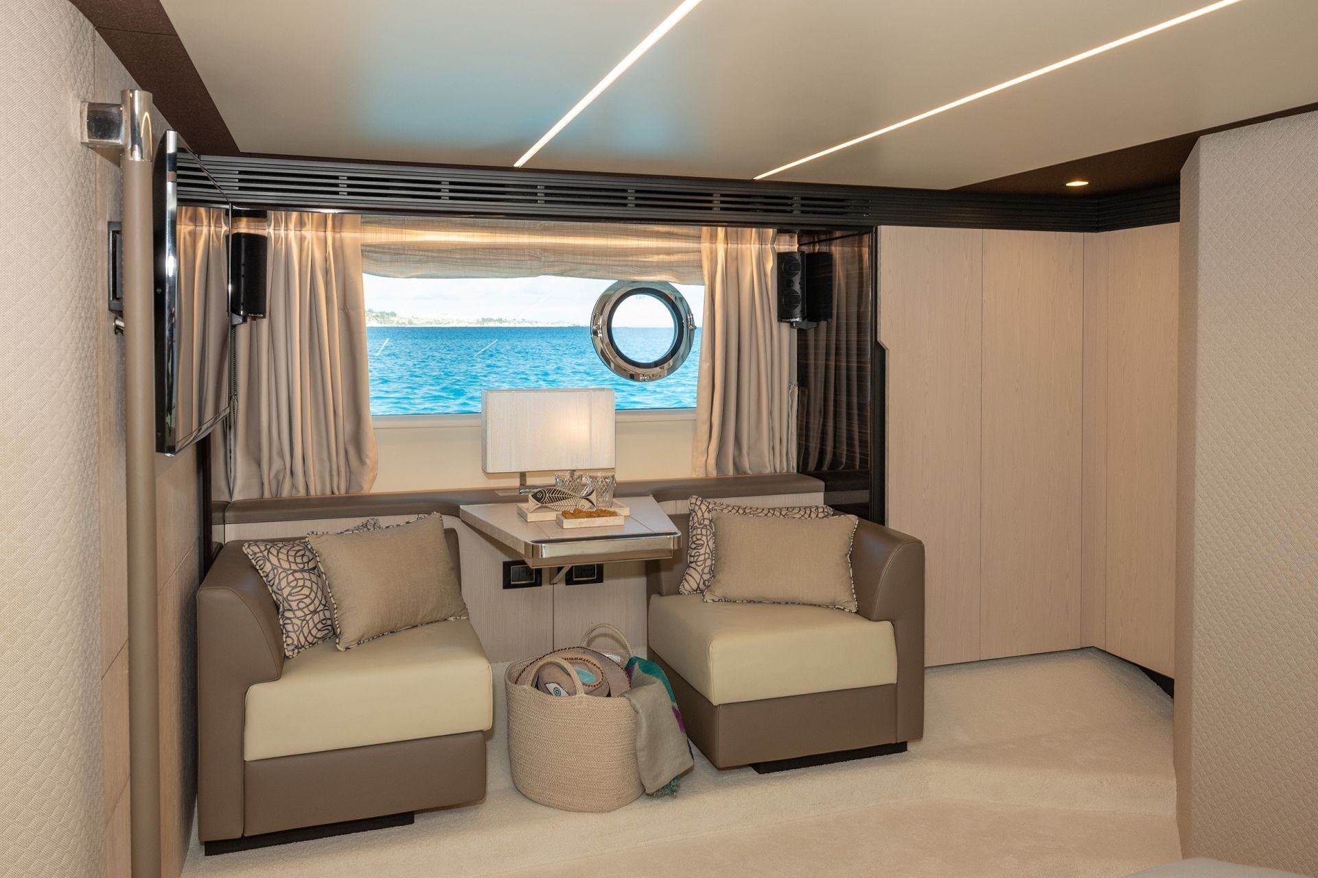Azimut 66 | Sea Ya