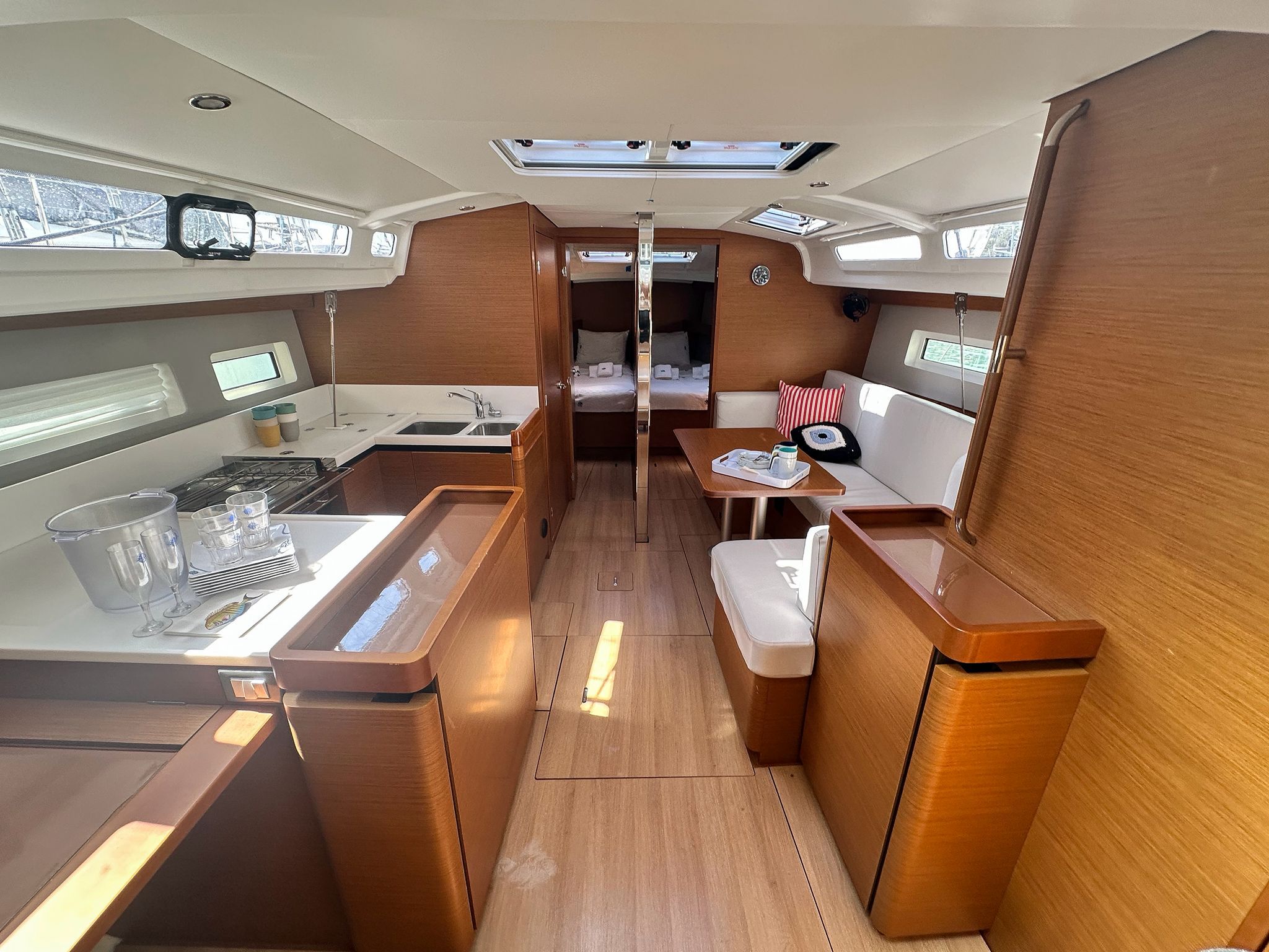 Jeanneau Sun Odyssey 440 | BonBon