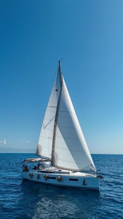 Jeanneau Sun Odyssey 440 | BonBon