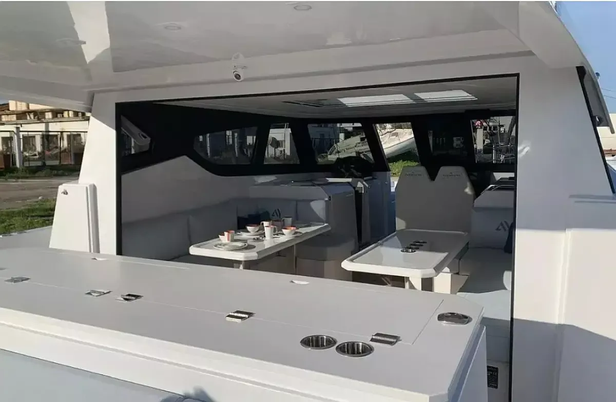 Aventura 38 SC | Falcon 2