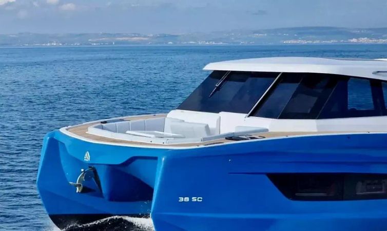 Aventura 38 SC | Falcon 2