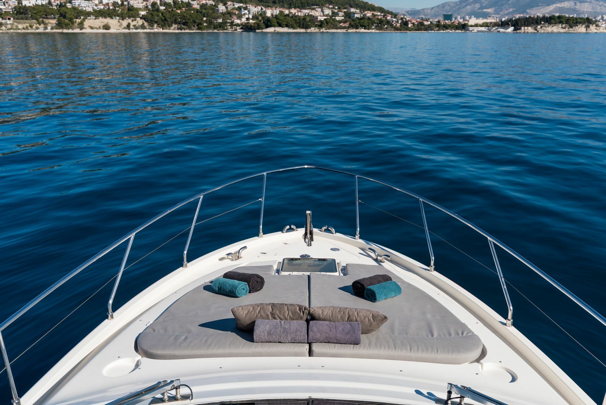 Ferretti 430 | Leona