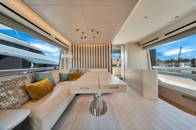 Azimut 78 | Island Time