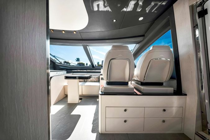 Azimut 78 | Island Time