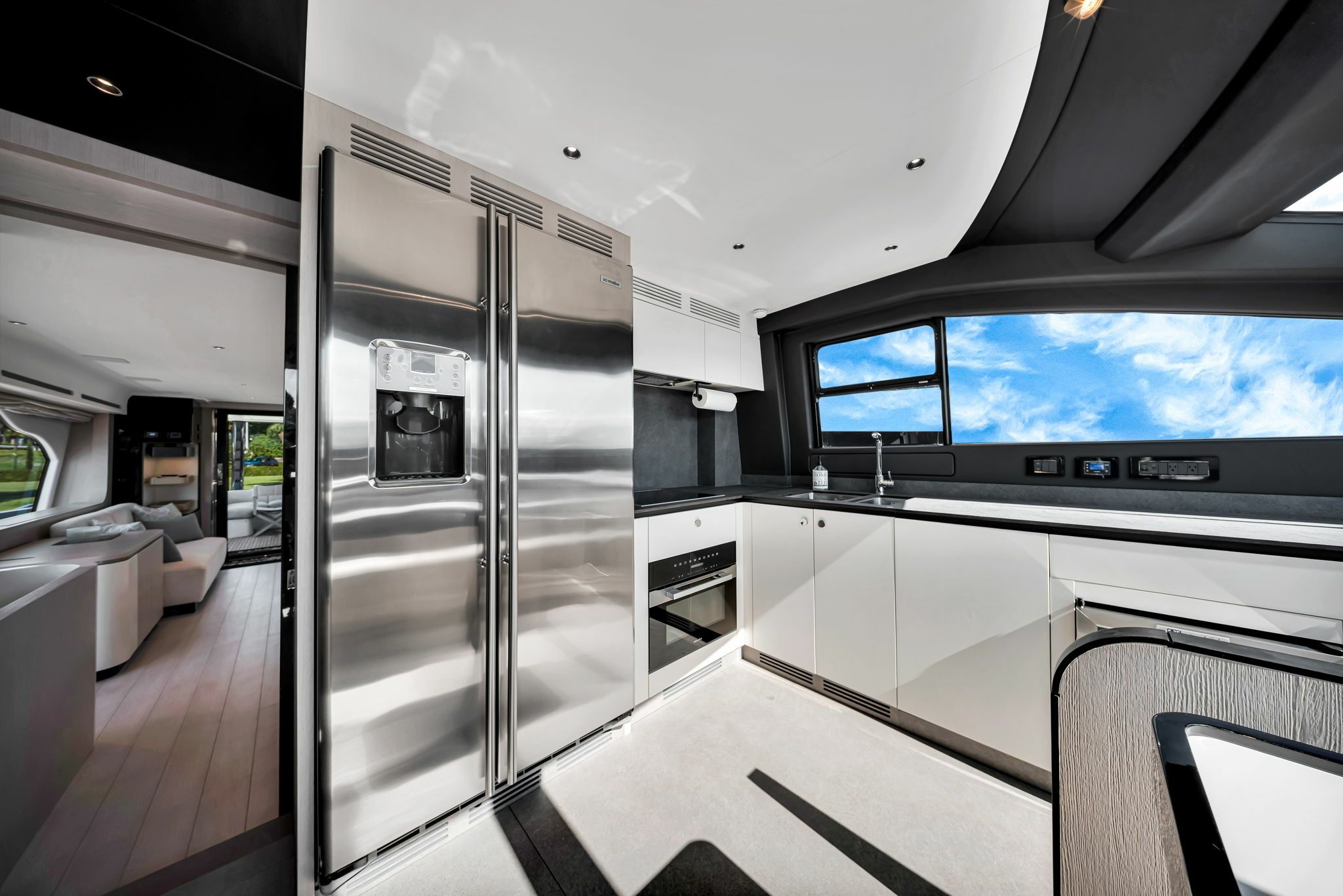 Azimut 78 | Island Time