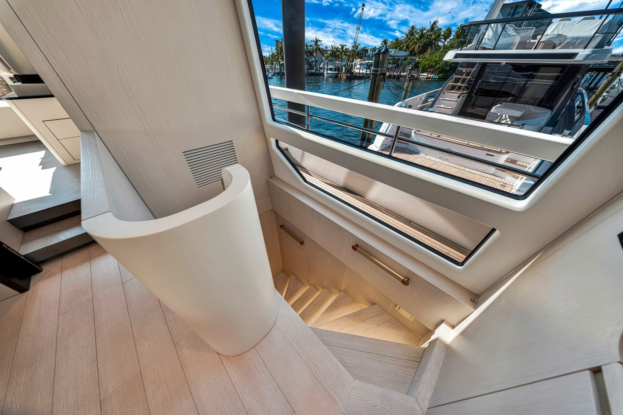 Azimut 78 | Island Time