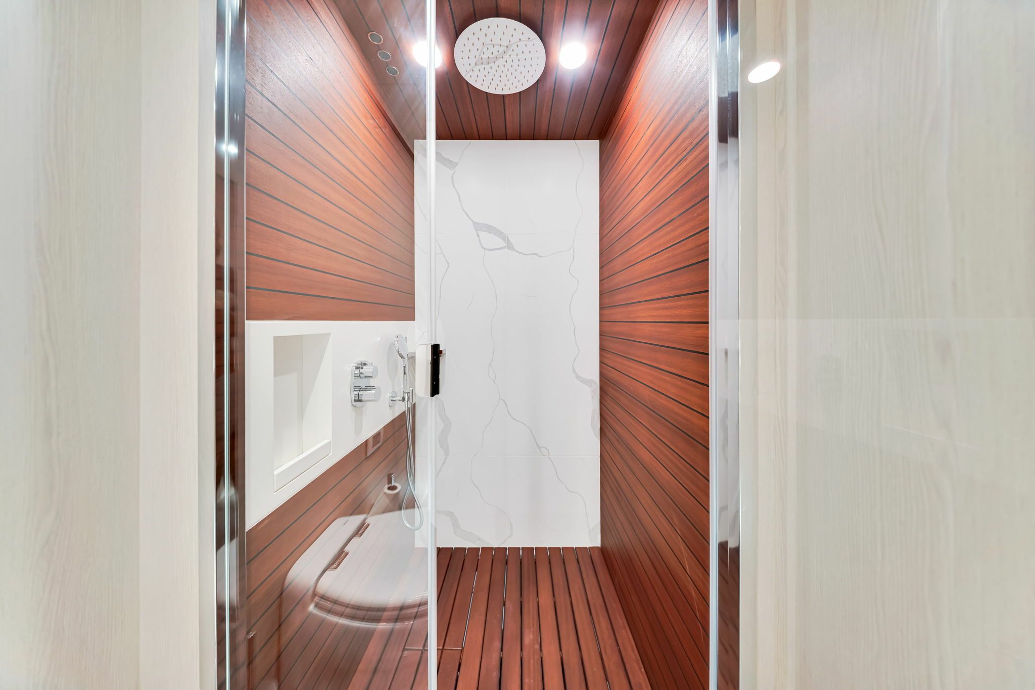 Azimut 78 | Island Time