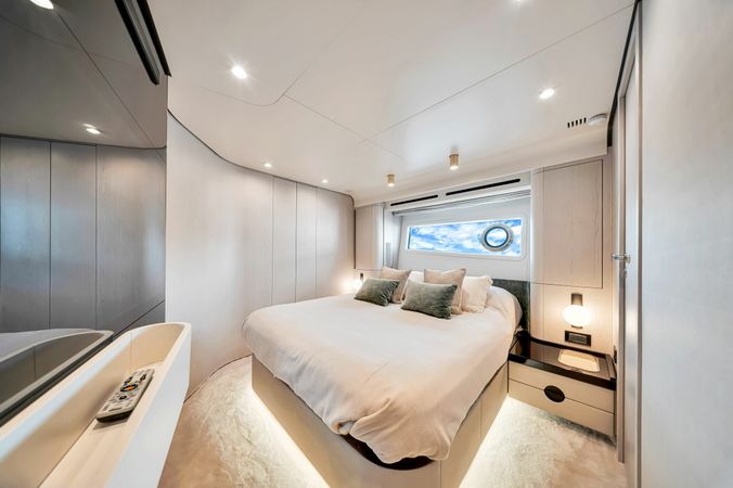 Azimut 78 | Island Time