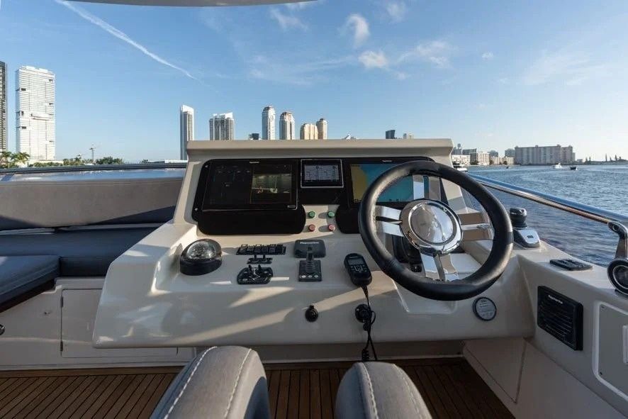 Azimut 70 | Paragon